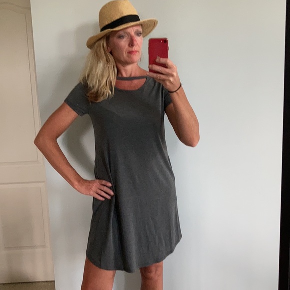 Grey Cutout Detail Shift Dress - Picture 11 of 14